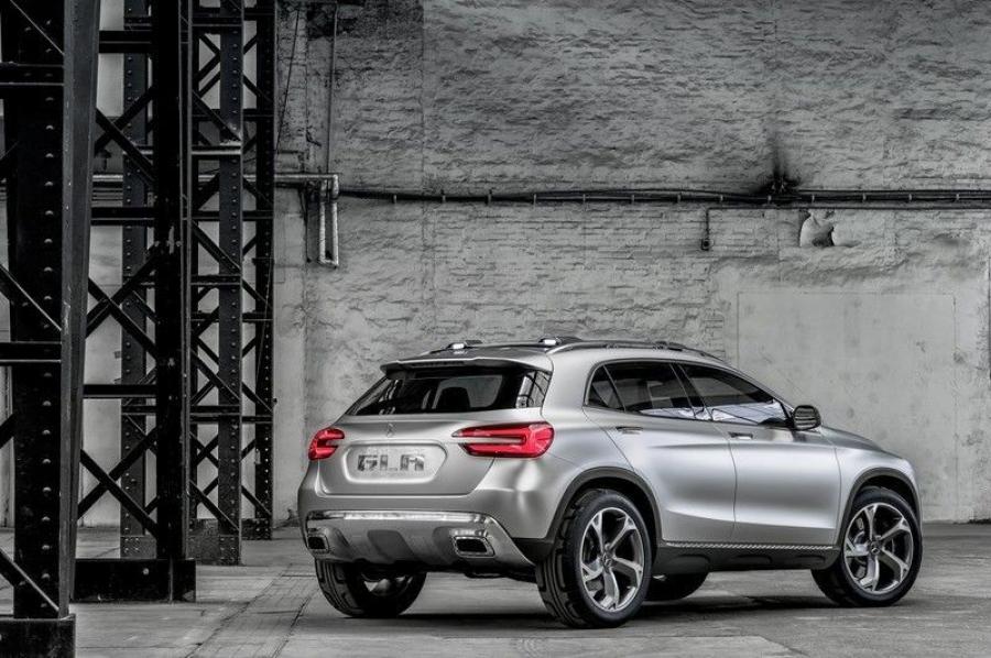  Mercedes-Benz GLA-Class Concept 2013 года  (фото 8 из 13)